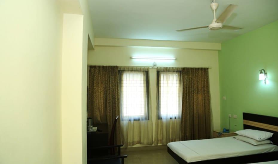 Hotel Sri Srinivasa Residency Kadapa Exteriér fotografie